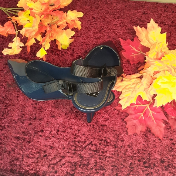 White House Black Market Navy Blue Heels - Picture 13 of 16